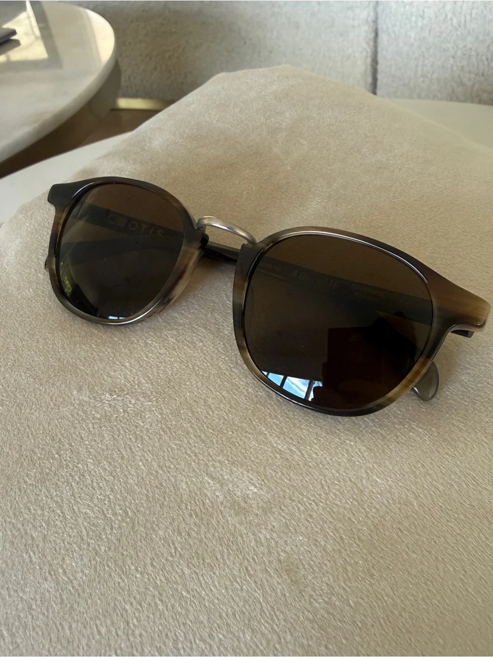 OTIS A Day Late polarized sunglasses tan/brown eco acetate hornwood - unisex